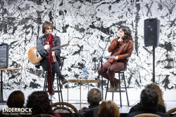 Concert d'Èric Vinaixa a Ona Llibres de Barcelona 